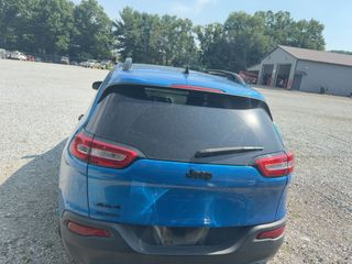 2017 Jeep Cherokee Altitude - Exterior Rear Center Image